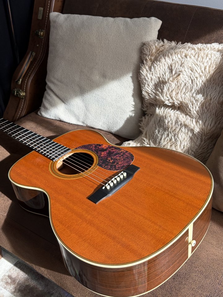 Martin 000-28EC Eric Clapton Signature 2006 de segunda mano · Foto 5 de 10 · Huelva · 3000 €