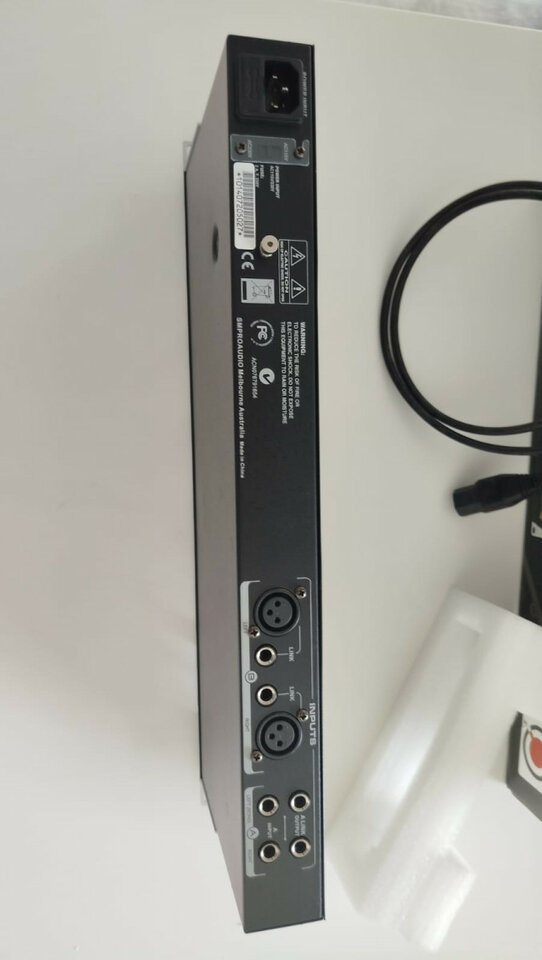 SM Pro HP12e Amplificador de Auriculares