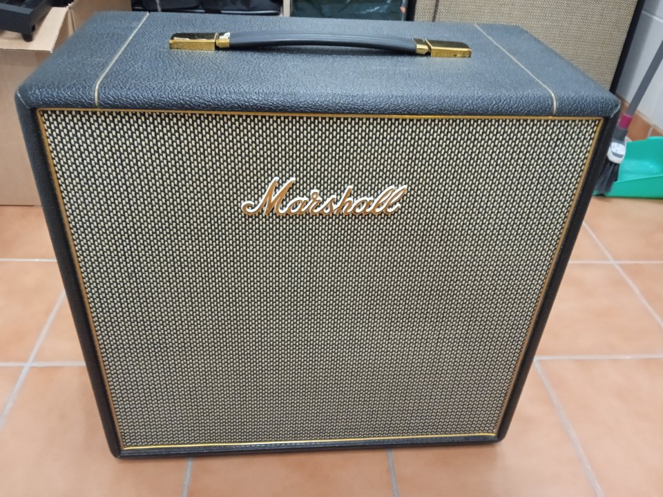 Pantalla Marshall Studio Vintage