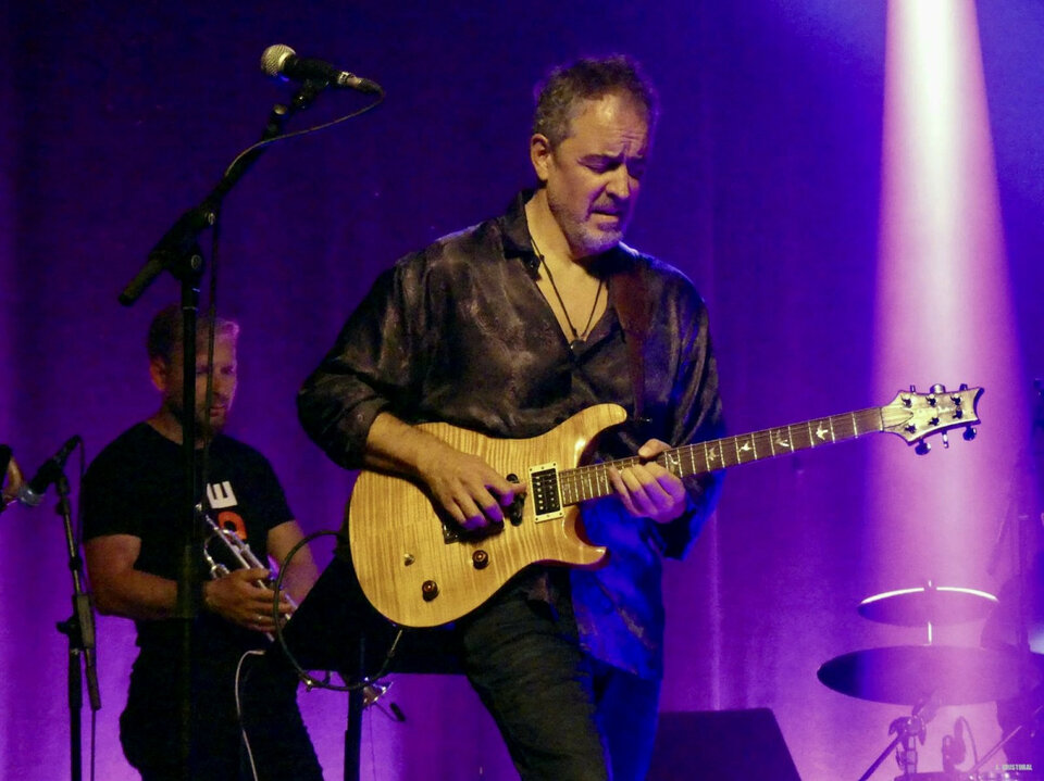 Clases de guitarra. Profesional. 35 años de experiencia