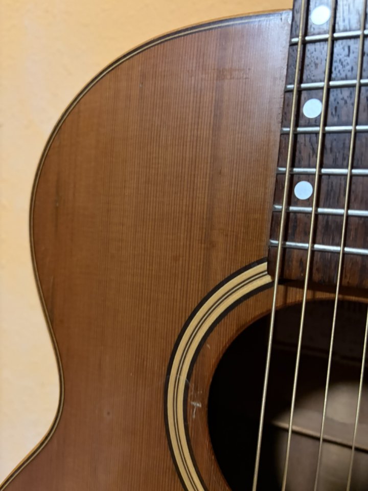 Guitarra acústica Alhambra J1 de segunda mano · Foto 7 de 10 · Sevilla · 395 €