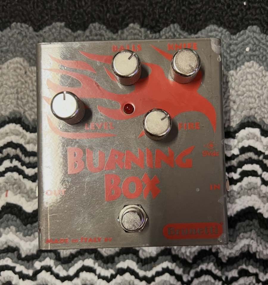 Brunetti Burning Box Pedal de distorsión