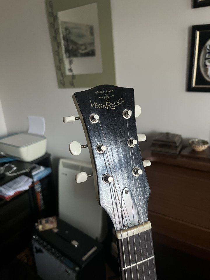 Vegarelics SG Junior Vintage White de segunda mano · Foto 2 de 6 · A Coruña · 1600 €