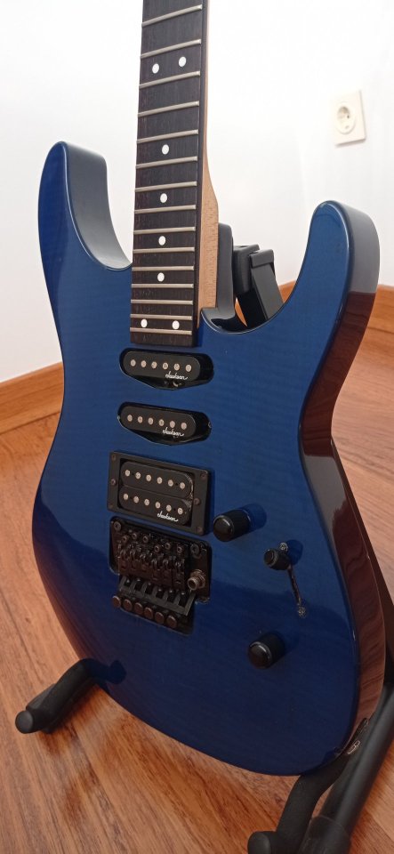 Guitarra eléctrica Jackson Performer Japon 1996 de segunda mano · Foto 1 de 10 · Cuenca · 400 €