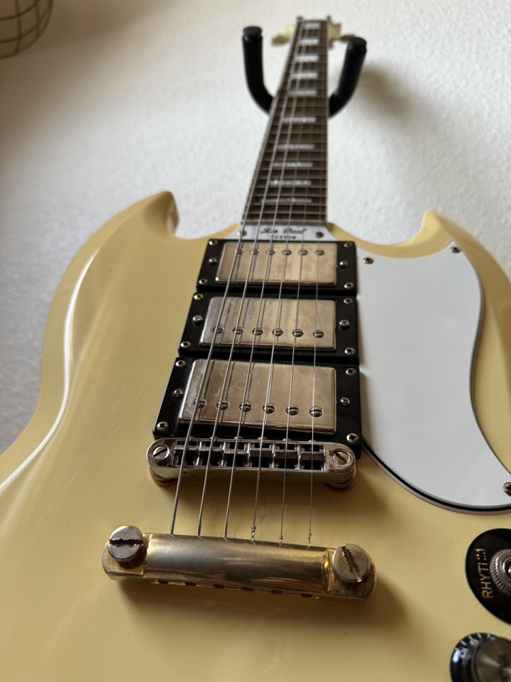 Epiphone SG G-400 Les Paul Custom de segunda mano · Foto 3 de 10 · Almería · 600 €
