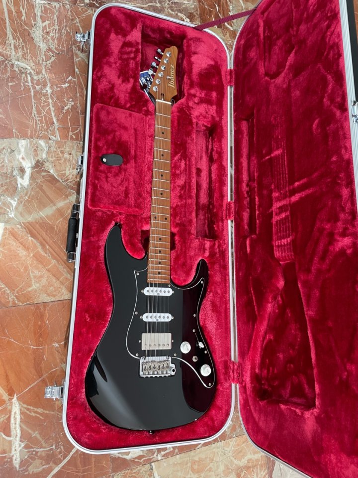 Ibanez AZ2204B-BK