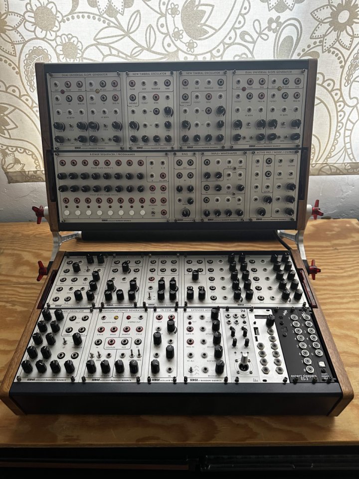 Sistema SERGE EURORACK completo