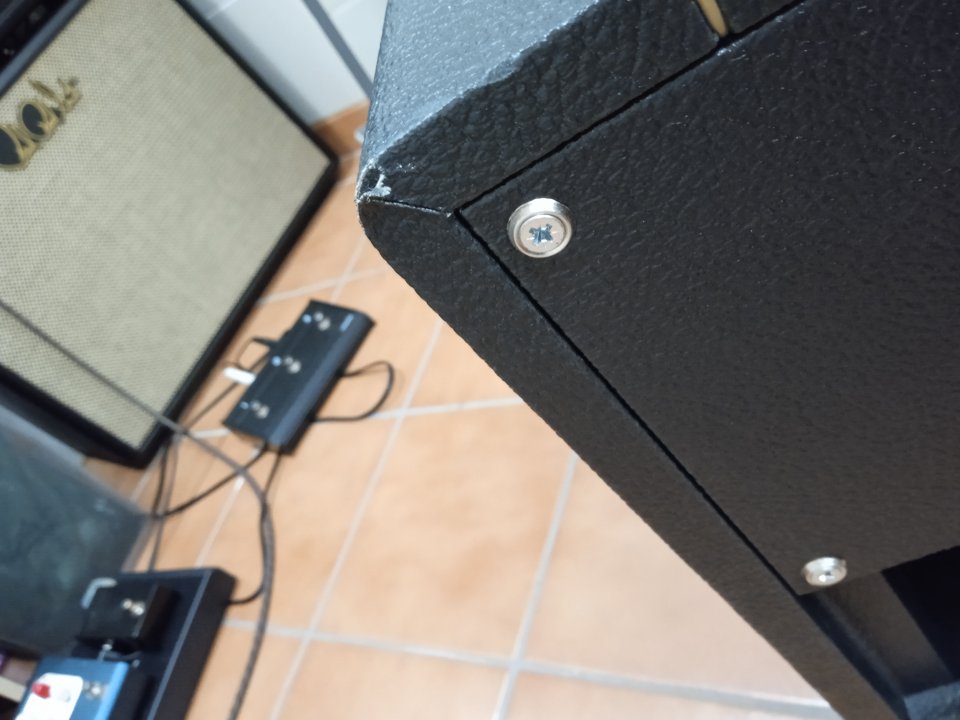 Pantalla Marshall Studio Vintage