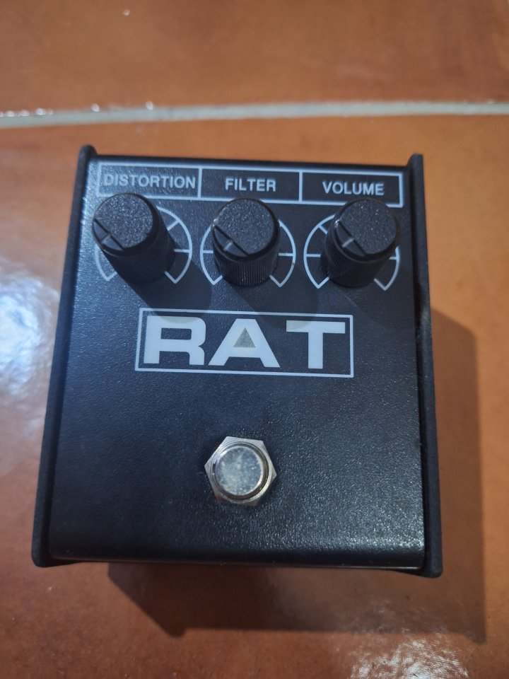 Pedal de distorsión para guitarra PROCO Rat 2 Distortion de segunda mano · Foto 1 de 5 · Granada · 60 €