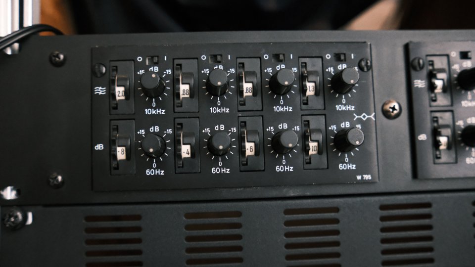 Telefunken W795 eqs x8 de segunda mano · Foto 8 de 9 · Sevilla · 1650 €