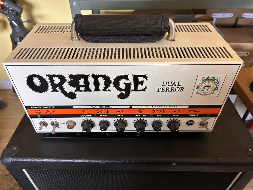 Orange Dual Terror de segunda mano · Foto 1 de 3 · Barcelona · 500 €
