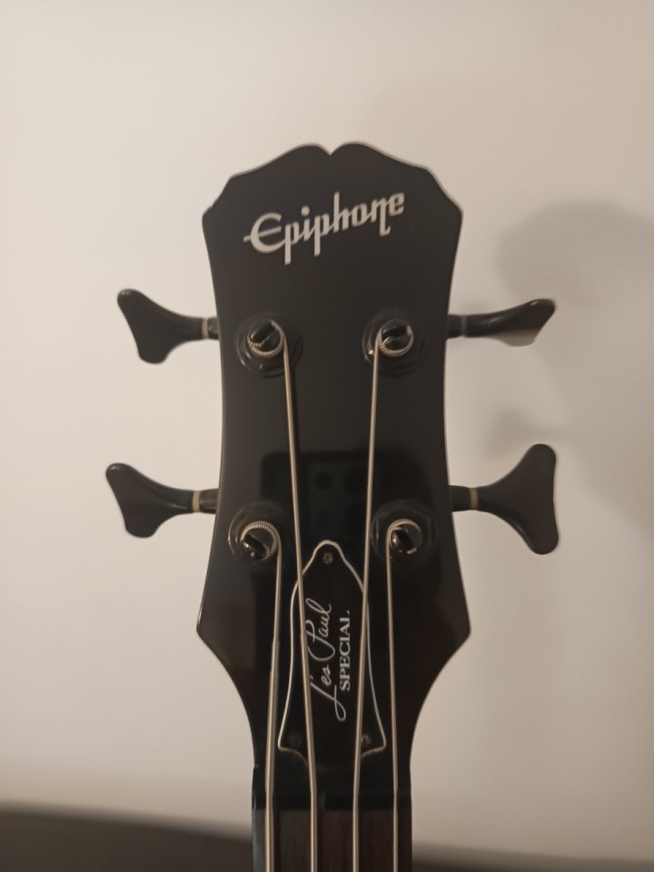 Epiphone Les Paul Special Bass de segunda mano · Foto 7 de 7 · Barcelona · 300 €