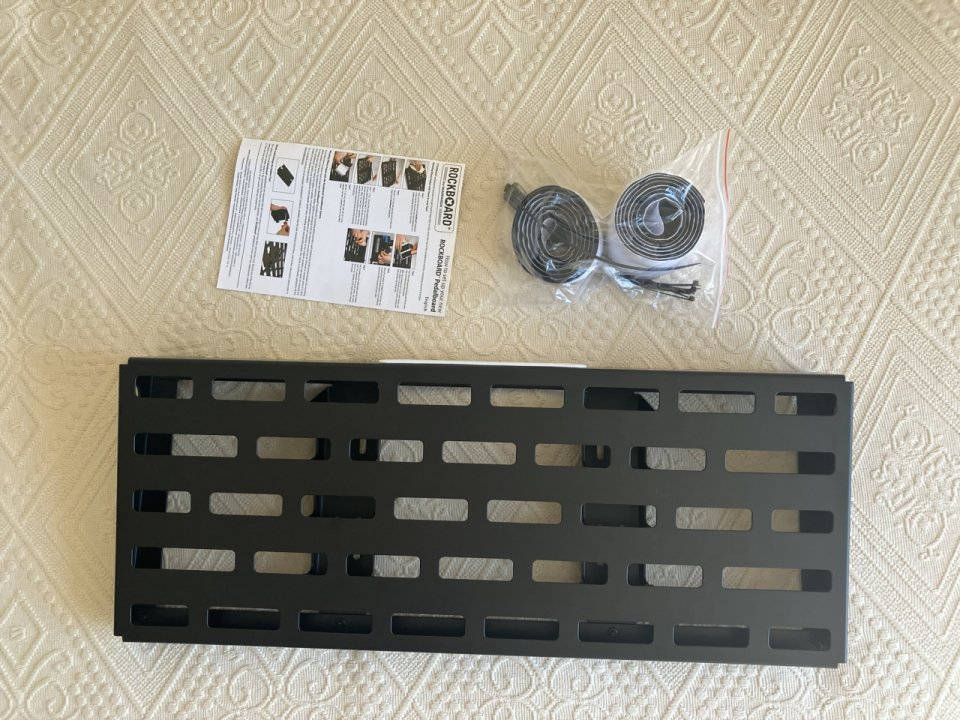 Pedalboard ROCKBOARD TRES 3.2 con Bolso (nuevo) de segunda mano · Foto 4 de 10 · Madrid · 100 €