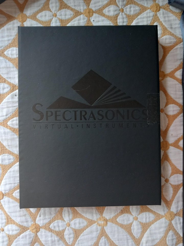 OMNISPHERE PowerSynth 2 con Transferencia de Licencia