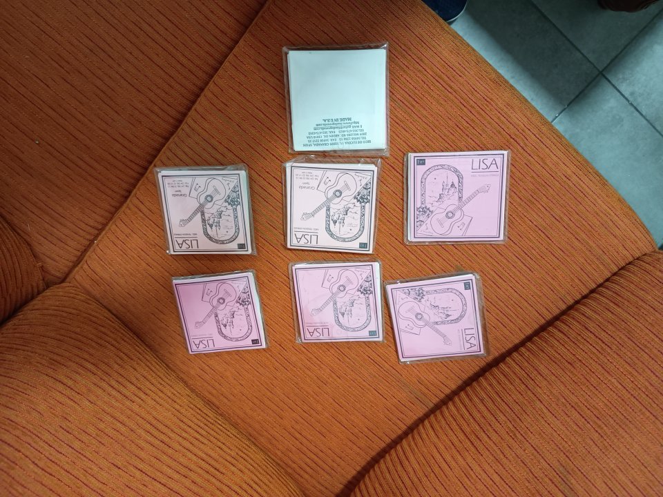 7 juegos de cuerdas de guitarra clásica