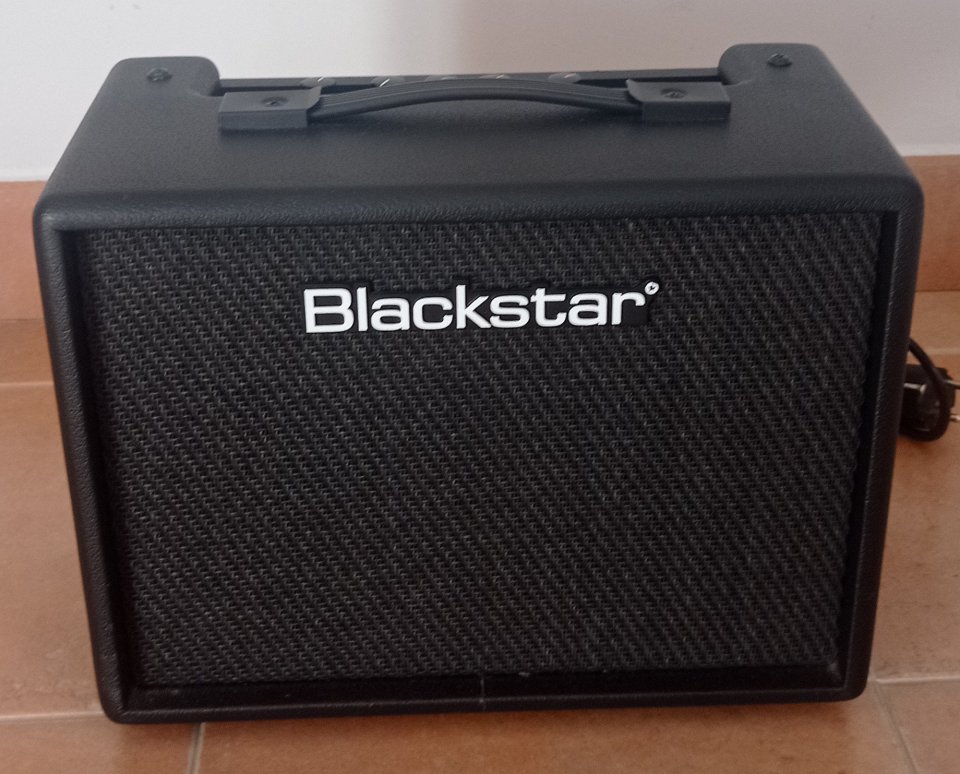 Amplificador de guitarra eléctrica Blackstar LT ECHO 15 de segunda mano · Foto 1 de 6 · Cuenca · 50 €