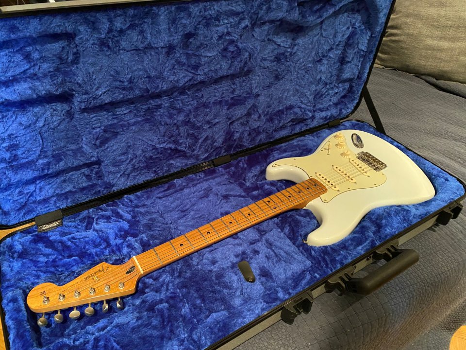 Fender Classic Series 60s Stratocaster - Mástil Fender Roasted Maple de segunda mano · Foto 1 de 10 · Madrid · 640 €