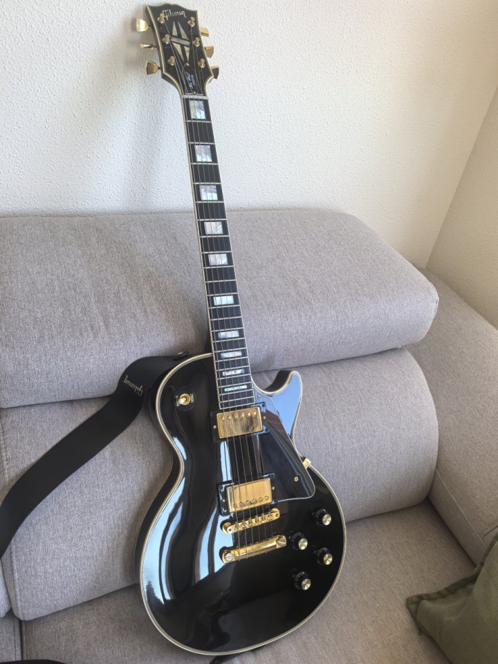 Gibson Les Paul Reissue 68 CS 2024 de segunda mano · Foto 1 de 10 · Madrid · 4500 €