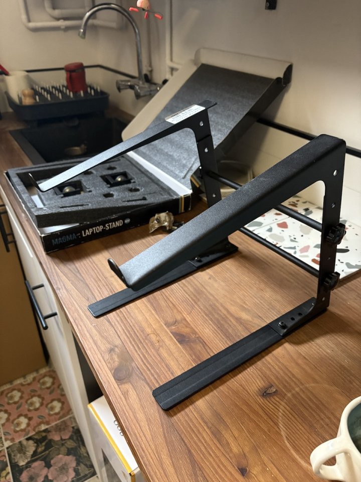 Magma Laptop Stand