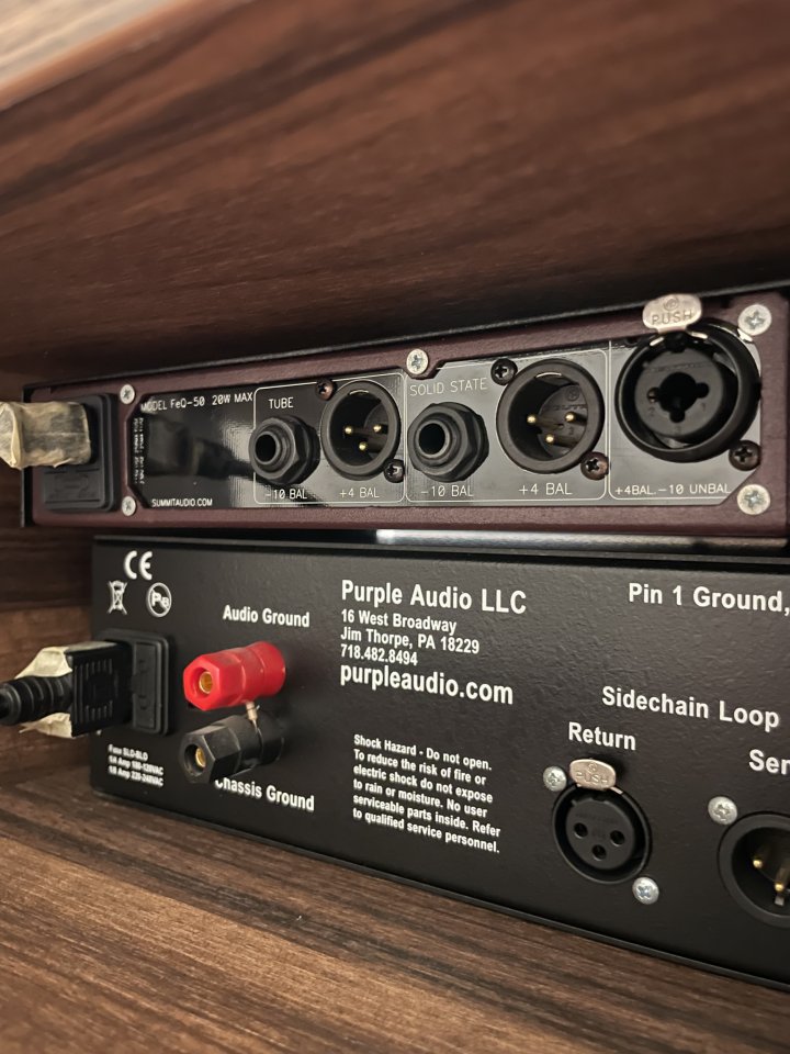 Ecualizador estéreo Summit Audio FeQ-50 de segunda mano · Foto 4 de 4 · Valencia · 2000 €