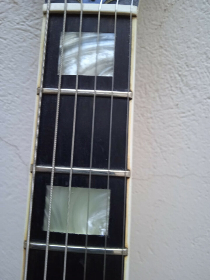 1976 Guild M-80CS M80 en Polaris White USA