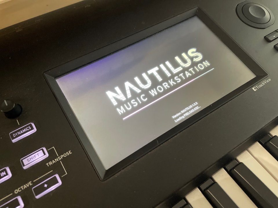 KORG NAUTILUS 73