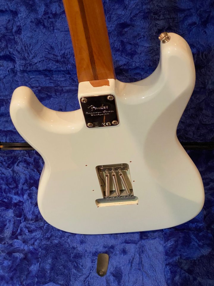 Fender Classic Series 60s Stratocaster - Mástil Fender Roasted Maple de segunda mano · Foto 6 de 10 · Madrid · 640 €