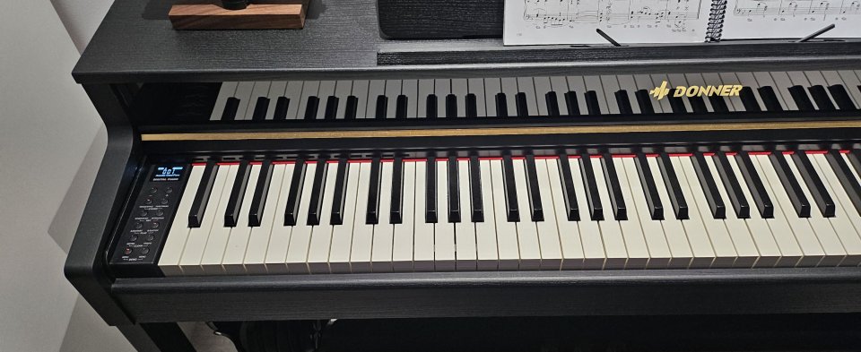 Piano Digital Donner DDP-400 de segunda mano · Foto 3 de 4 · La Rioja · 500 €