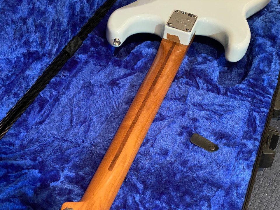 Fender Classic Series 60s Stratocaster - Mástil Fender Roasted Maple de segunda mano · Foto 7 de 10 · Madrid · 640 €