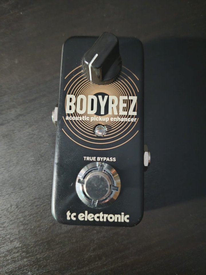 TC Bodyrez - Acoustic Pickup Enhancer de segunda mano · Foto 2 de 3 · Madrid · 50 €