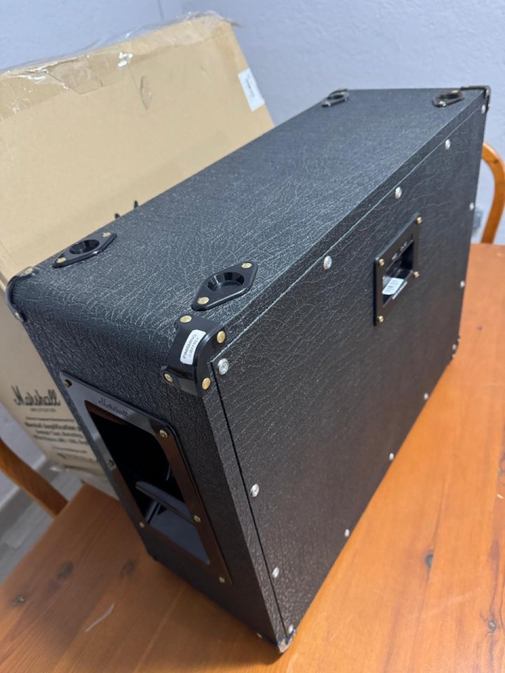 Pantalla Marshall 1922 made in UK NUEVA A ESTRENAR - [RESERVADA] de segunda mano · Foto 5 de 10 · Madrid · 280 €