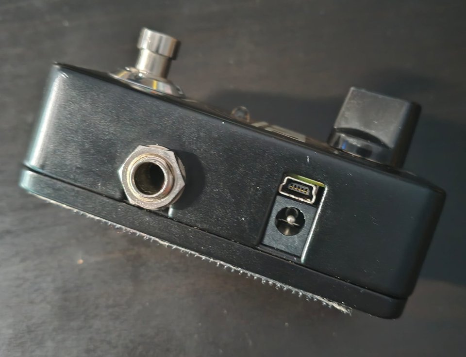 TC Bodyrez - Acoustic Pickup Enhancer de segunda mano · Foto 3 de 3 · Madrid · 50 €