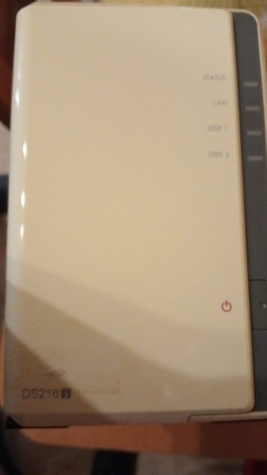 SYNOLOGY NAS DS216j NAS (2x 2TB) de segunda mano · Foto 2 de 8 · Girona · 150 €