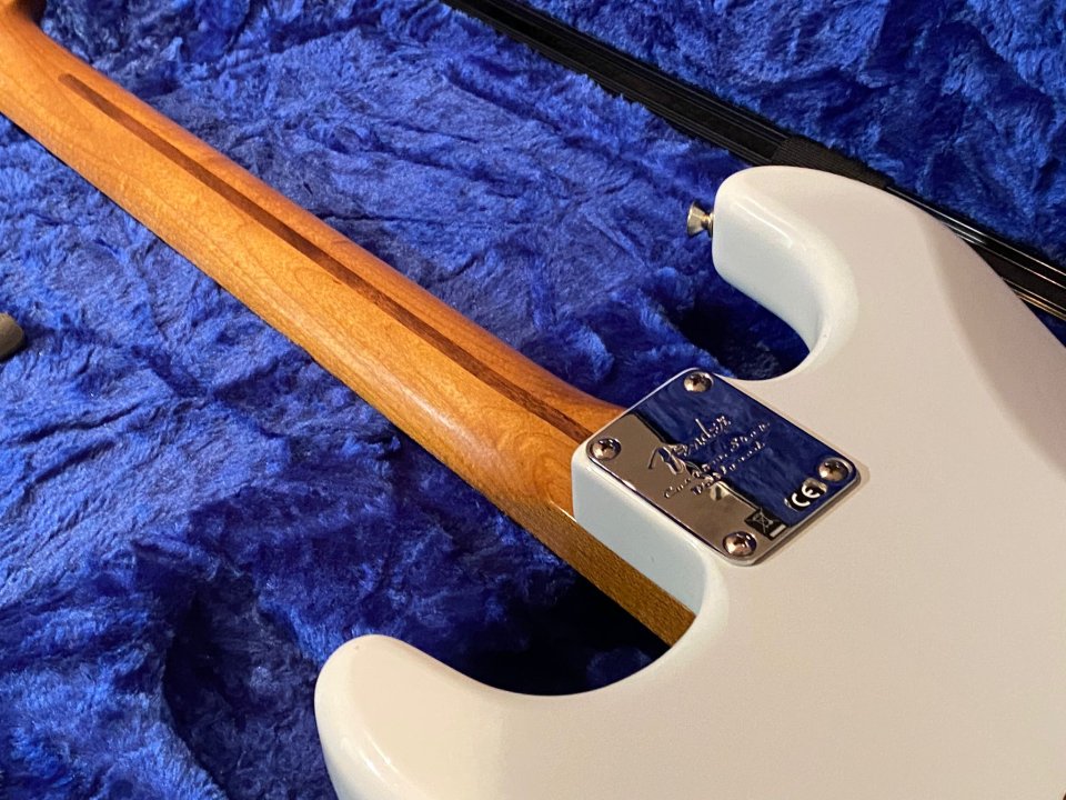 Fender Classic Series 60s Stratocaster - Mástil Fender Roasted Maple de segunda mano · Foto 10 de 10 · Madrid · 640 €