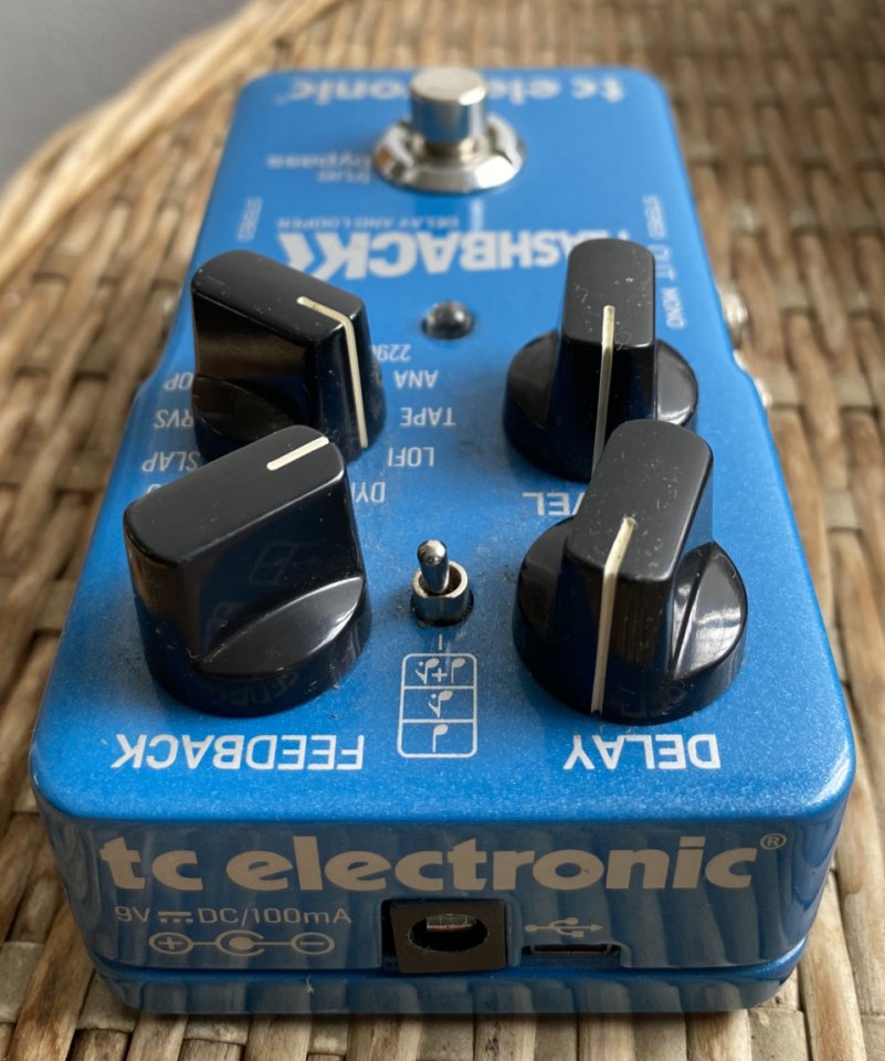 TC Electronic Flashback de segunda mano · Foto 2 de 2 · A Coruña · 75 €