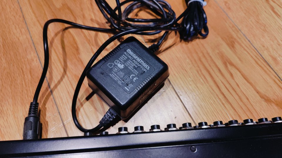 Rocktron Patchmate Loop 8 en formato rack