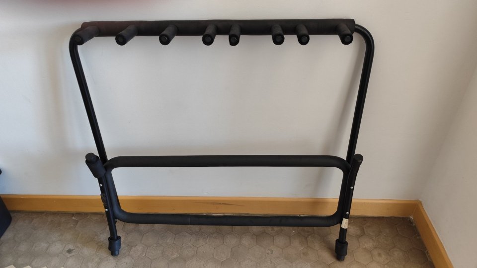 Soporte para 5 guitarras de segunda mano · Foto 5 de 7 · Valencia · 25 €