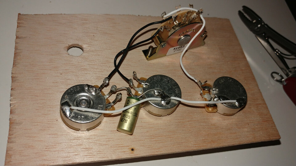 Luthier en Madrid (Barrio de Fuencarral) y Galapagar