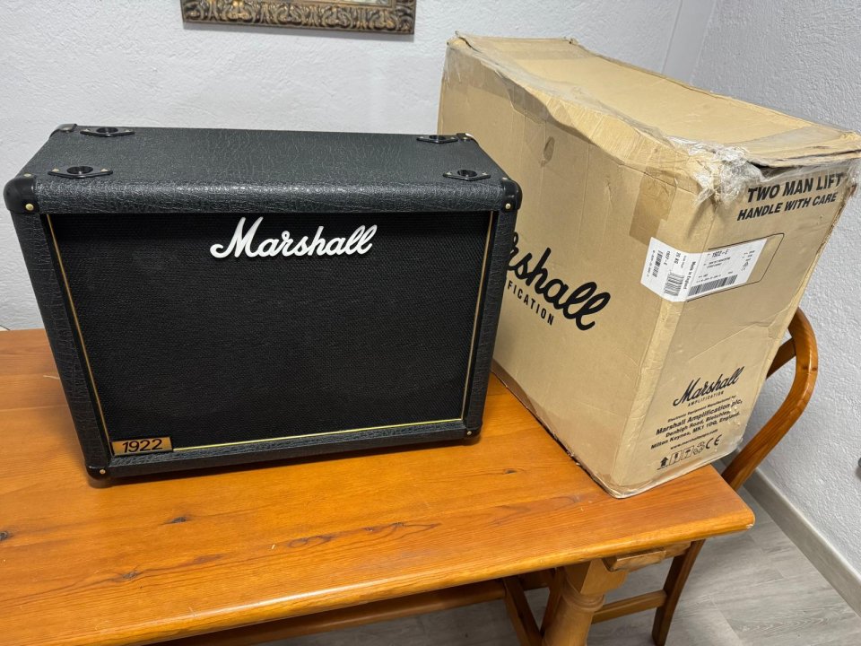 Pantalla Marshall 1922 made in UK NUEVA A ESTRENAR - [RESERVADA] de segunda mano · Foto 9 de 10 · Madrid · 280 €