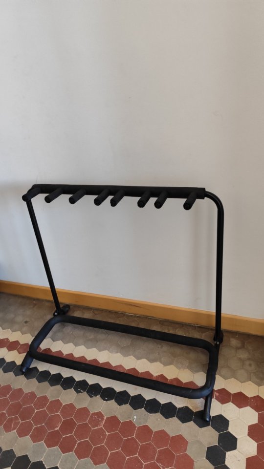 Soporte para 5 guitarras de segunda mano · Foto 6 de 7 · Valencia · 25 €