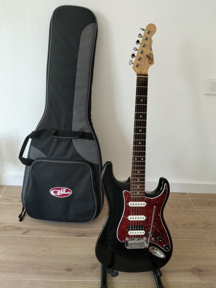 G&L Legacy Fullerton Deluxe HSS