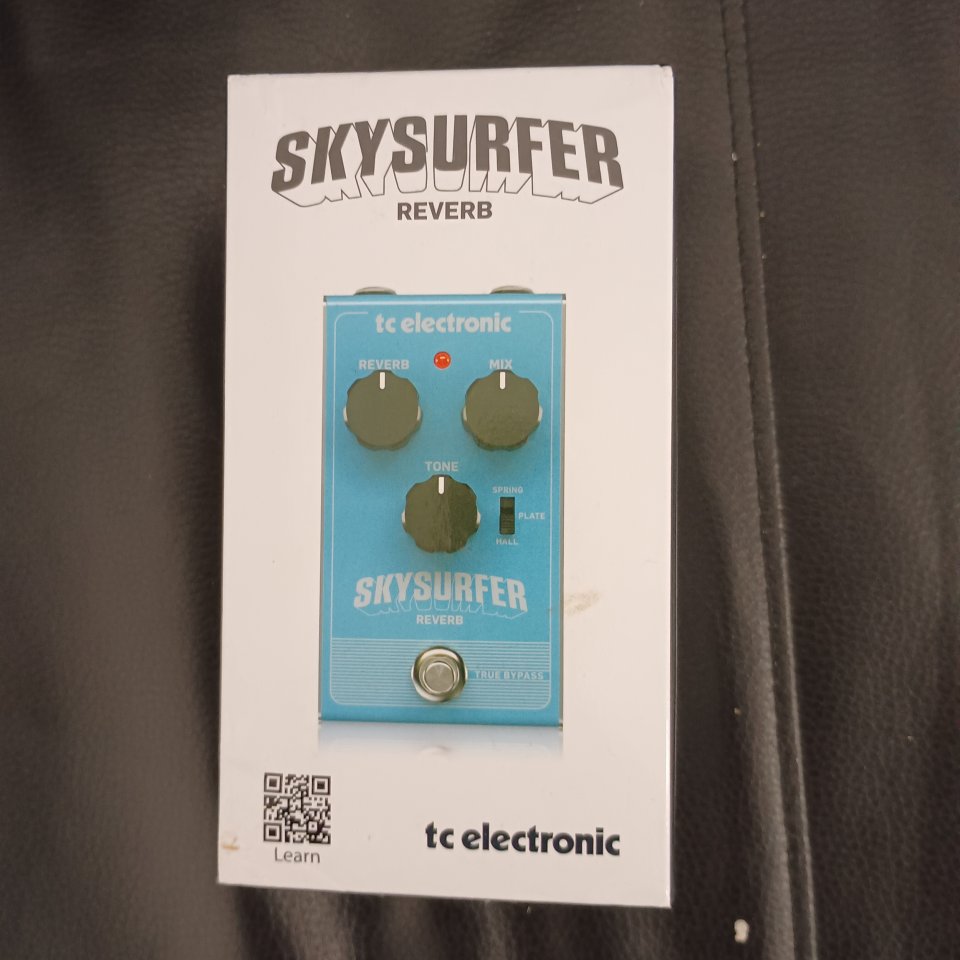 Pedal TC Electronic skysurfer reverb de segunda mano · Foto 1 de 5 · Málaga · 25 €