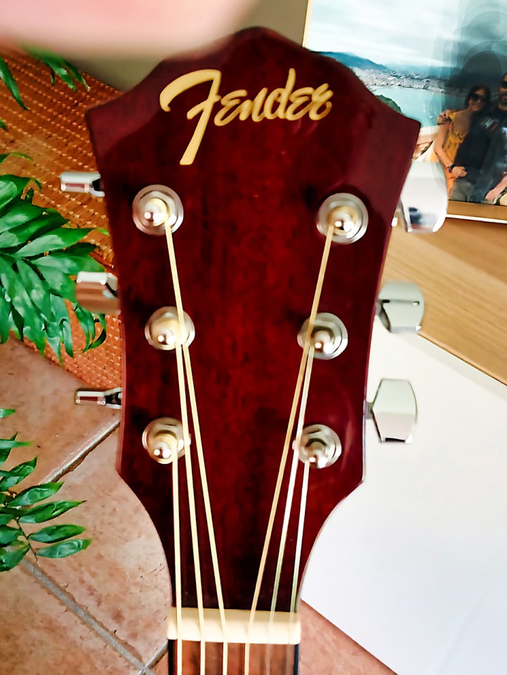 Fender electroacústica