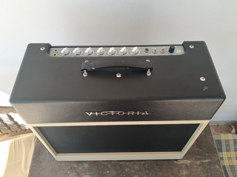 Victoria Golden Melody 1x12