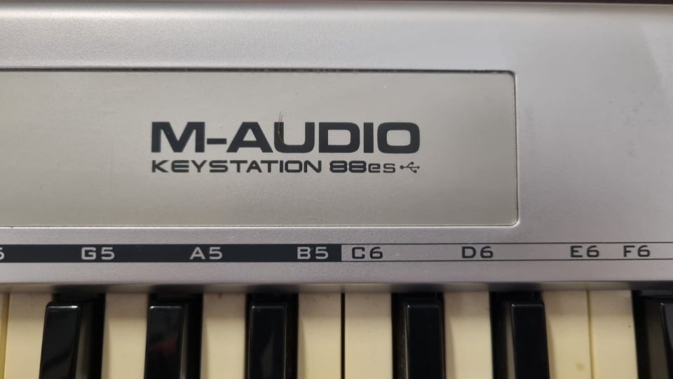 Teclado Midi M-Audio Keystation 88es Sensitivo