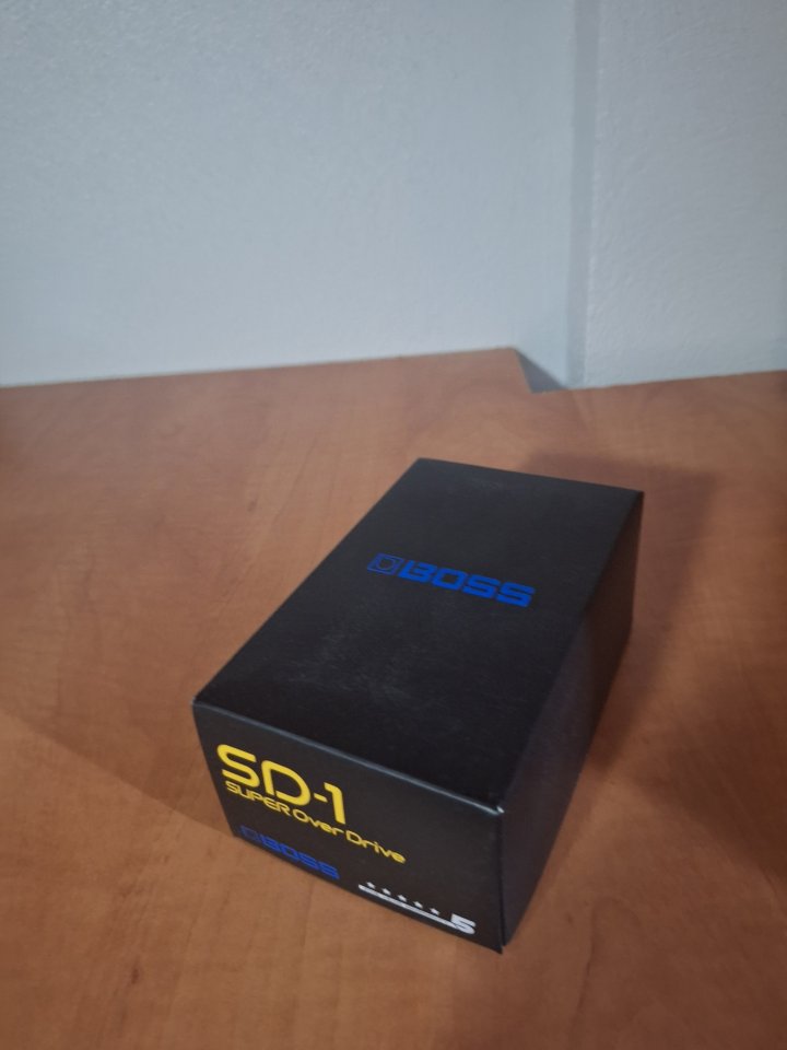 Pedal overdrive para guitarra Boss SD-1 Super Overdrive de segunda mano · Foto 3 de 4 · Granada · 45 €