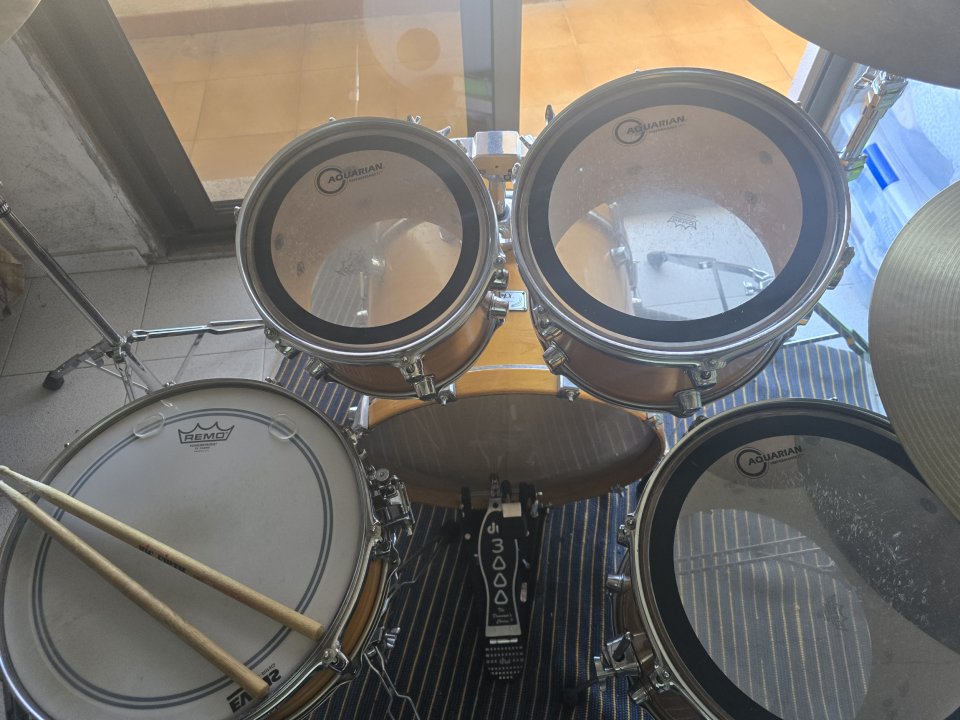 bateria Mapex saturn pro series de segunda mano · Foto 1 de 4 · Pontevedra · 800 €