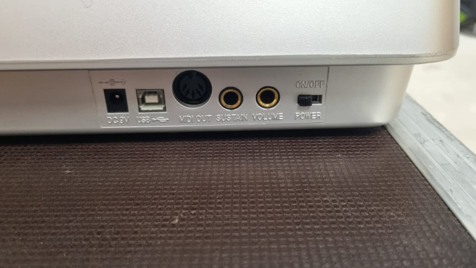 Teclado Midi M-Audio Keystation 88es Sensitivo