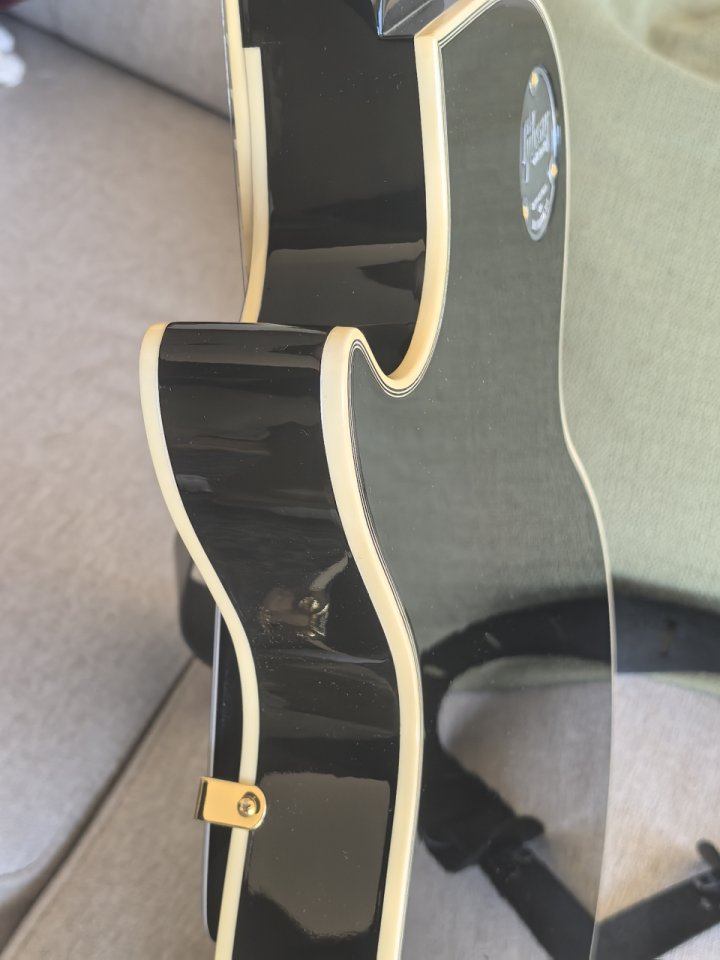 Gibson Les Paul Reissue 68 CS 2024 de segunda mano · Foto 8 de 10 · Madrid · 4500 €