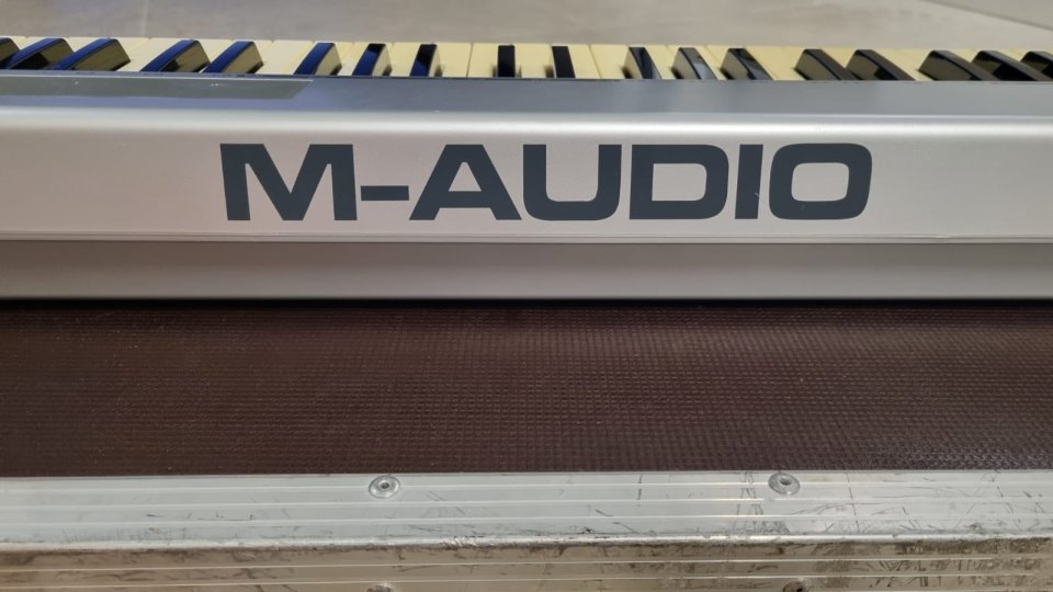 Teclado Midi M-Audio Keystation 88es Sensitivo